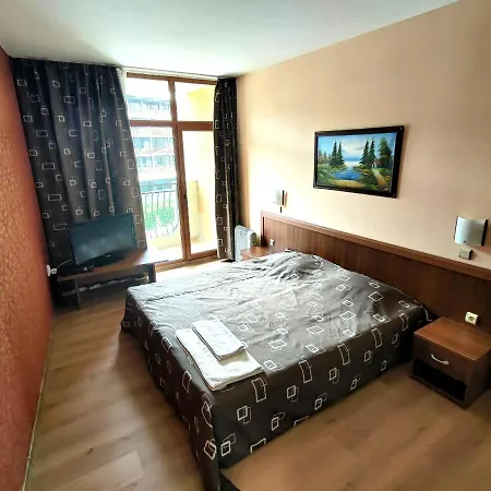 Apartament Grenada.suite.tonight.1 Bedroom.pool View.300m To *